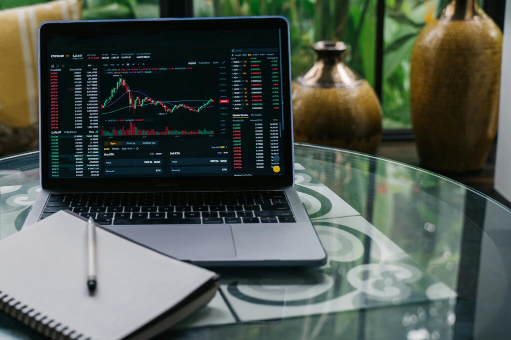 Forex.com vs Easy Markets – A Complete Broker Analysis for 2025